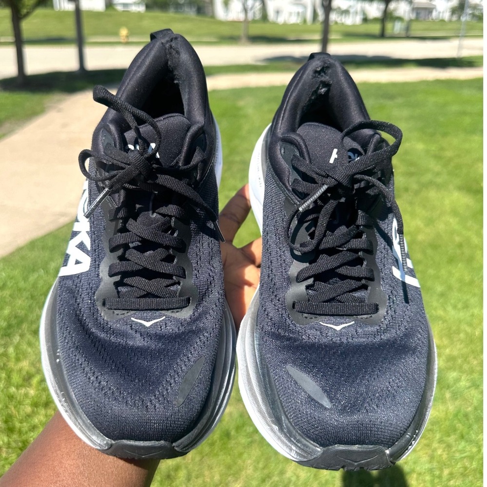 Hoka Bondi 8 Women's Athletic Shoes Size 8 Black White - Picture 4 of 12